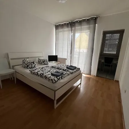 Gepflegte In Der Innenstadt Apartment